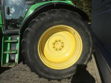 Outro 2011 John Deere 6830 (13)