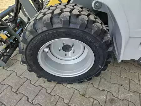Chargeuse sur pneus 2024 Kramer 5035 (17)