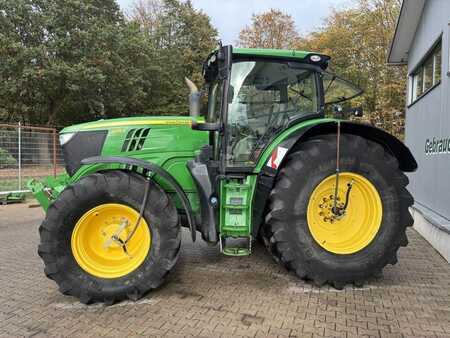 Muut 2015 John Deere 6215R (3)