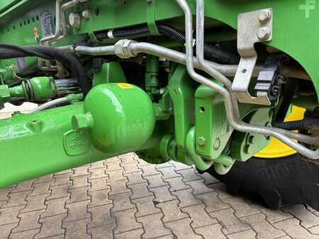Muut 2015 John Deere 6215R (7)
