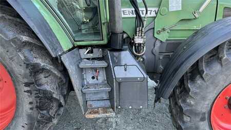 Andet 2001 Fendt 716 (11)