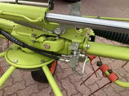 Outro 2020 CLAAS Volto 1100 T (10)