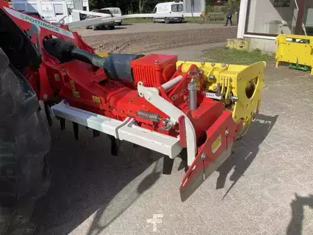 Sonstige 2021 Pöttinger LION 403C (18)