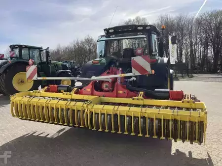Sonstige 2021 Pöttinger LION 403C (20)