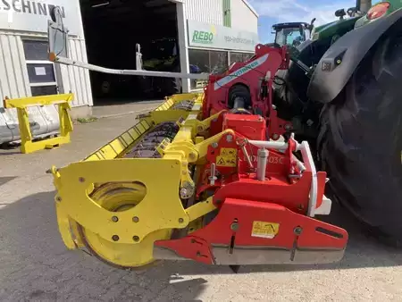 Sonstige 2021 Pöttinger LION 403C (4)