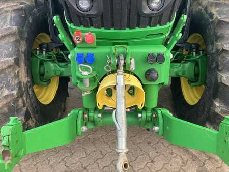 John Deere 6175R