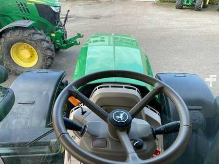 John Deere 6R185