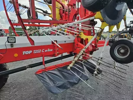Altri 2014 Pöttinger Top 1252 C (13)