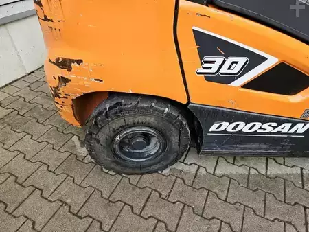 Annet 2022 Doosan D30S-9 (18)