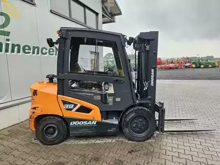 Annet 2022 Doosan D30S-9 (4)