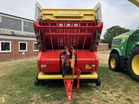 Altri 2023 Pöttinger JUMBO 7380 DB (2)