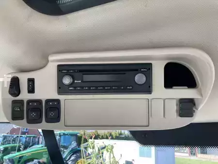 Pozostałe 2017 John Deere 6215R (16)