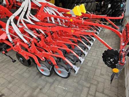 Övrigt 2025 Pöttinger Terrasem 3000 DZ (6)