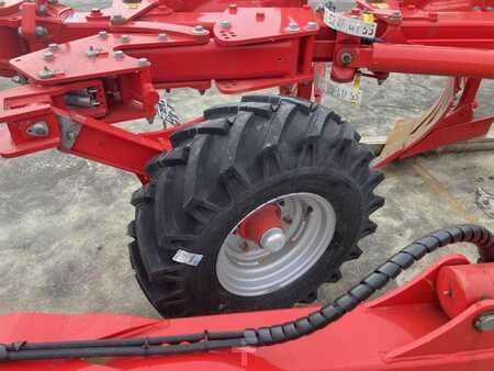 Pöttinger SERVO T 6000 PLUS NOVA 8-SCHAR