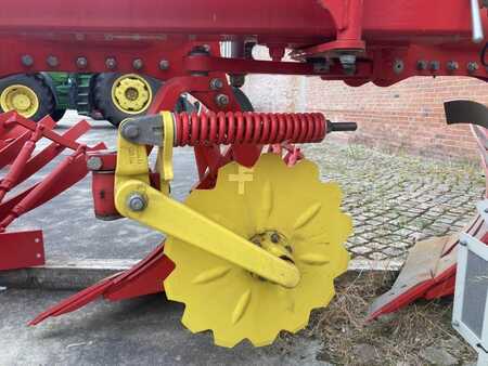 Pöttinger SERVO T 6000 PLUS NOVA 8-SCHAR