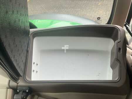 Muut 2022 John Deere 6130R (17)