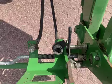 Other 2016 John Deere 6130M (15)