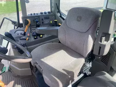 Other 2016 John Deere 6130M (16)