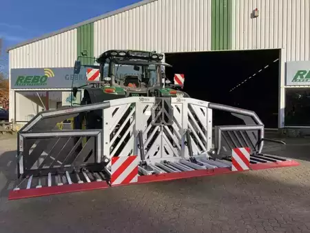 Övrigt 2025 Fliegl Siliergabel (2)