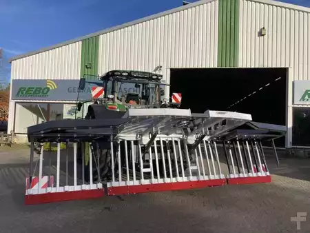 Övrigt 2025 Fliegl Siliergabel (9)