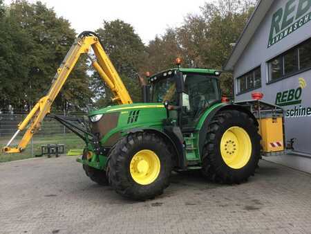 Sonstige 2015 John Deere 6215R (1)