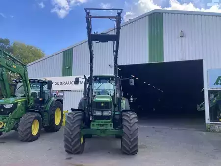 Miscelaneo 2003 John Deere 6520 (2)