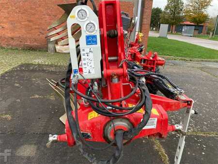Pöttinger SERVO 4000 PLUS NOVA 5-SCHAR