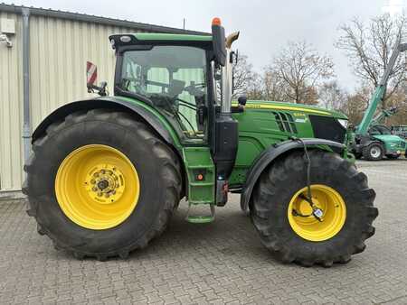 Muut 2021 John Deere 6215 R (4)