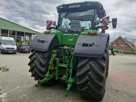 John Deere TRAKTOR 7R350