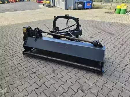 Outro 2022 Fliegl Eddy 2100 (5)