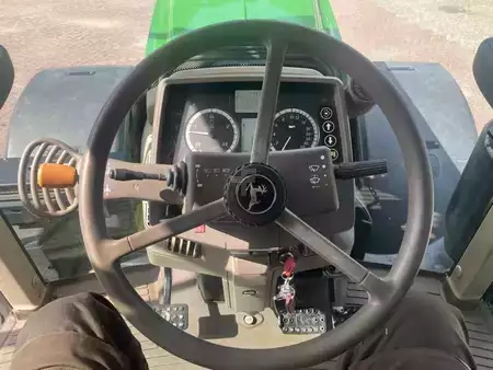 Other 2016 John Deere 6195M (13)