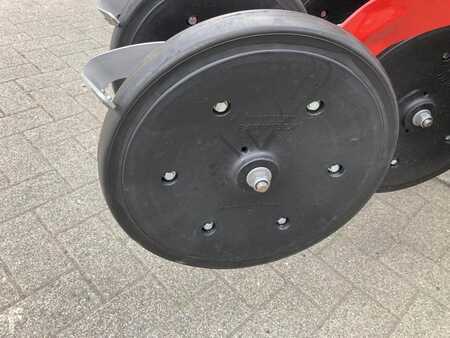 Övrigt 2024 Pöttinger VITASEM M 3000 DD (7)