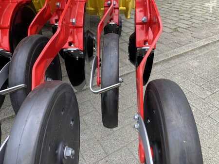 Övrigt 2024 Pöttinger VITASEM M 3000 DD (8)