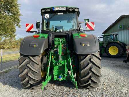 John Deere 6R250