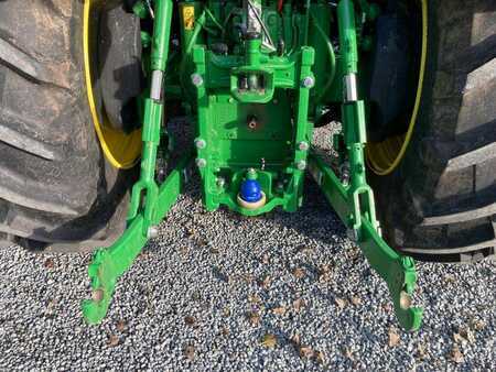 John Deere 6R250