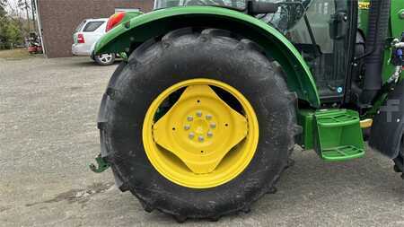 Övrigt 2022 John Deere 5075E STUFE V (12)