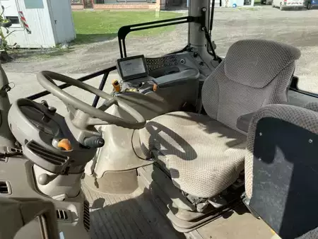 Övrigt 2013 John Deere 6140R (15)