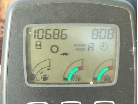 Escavatori cingolati 2009 JCB JS145 LC (5)