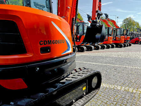 Rupsgraafmachines 2025 Lonking CDM6060U 6060U (18)