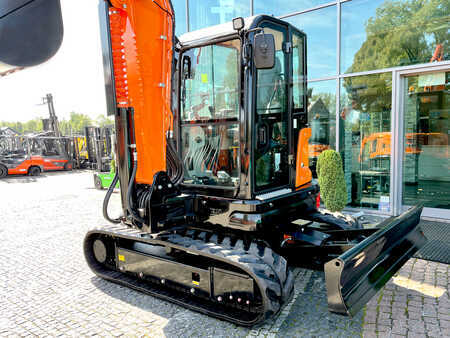 Rupsgraafmachines 2025 Lonking CDM6060U 6060U (8)