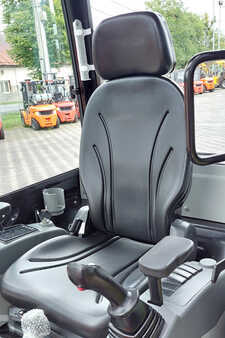 Rupsgraafmachines 2025 Lonking CDM6020 6020 (18)