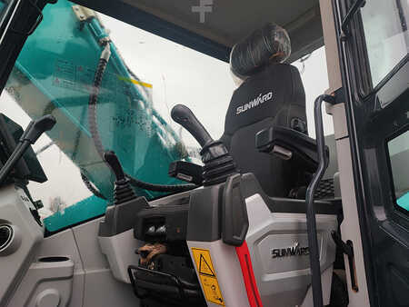 Pelles sur chenilles 2024 Sunward SWE215F (13)