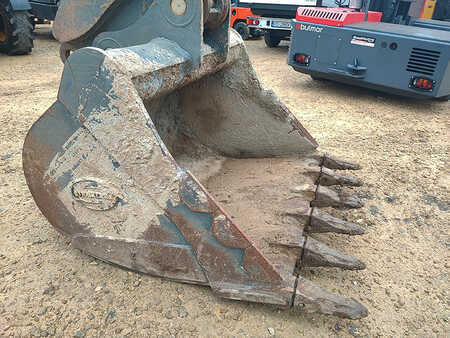 Pelles sur chenilles 2024 Sunward SWE215F (15)