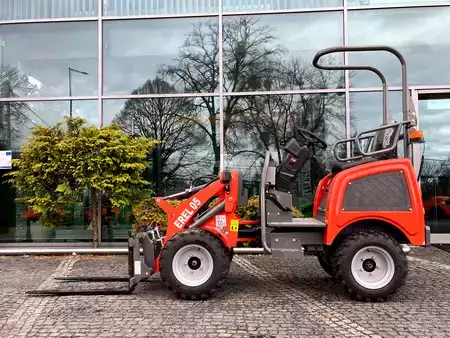 Mobilní bagry 2025 Everun EREL05 (4)