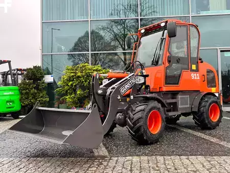 Chargeuse sur pneus 2026 Günstig 911 (1)