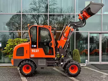 Chargeuse sur pneus 2026 Günstig 911T (3)