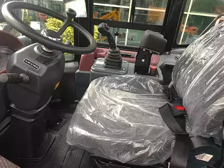 Radlader 2026 Lonking CDM856 (15)