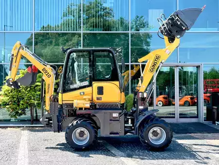 Retroescavadora compacto 2026 Günstig B910 (3)
