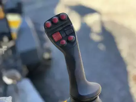 Ładowarki kołowe 2026 Günstig H910NT telescopic (13)