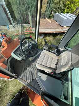 Pyöräkuormaajat 2000 [div] Schaeff SKL328 (17)